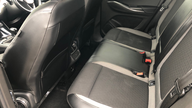 Vauxhall Grandland X 1.2 Turbo SRi Nav 5dr Petrol Hatchback